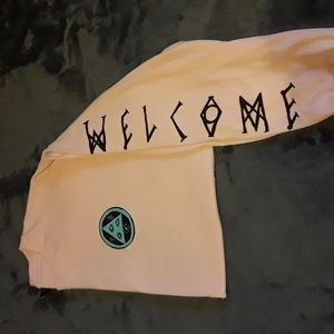 Mens XL Welcome Long sleeve tee